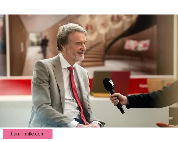 阿莫林执教曼联备受期待 球迷与专家热议新赛季前景